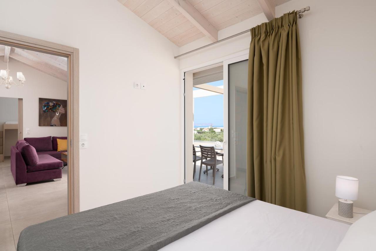 Alba Bianca Villa, Family Retreat With Heated Pool By Thinkvilla Chersonissos Buitenkant foto