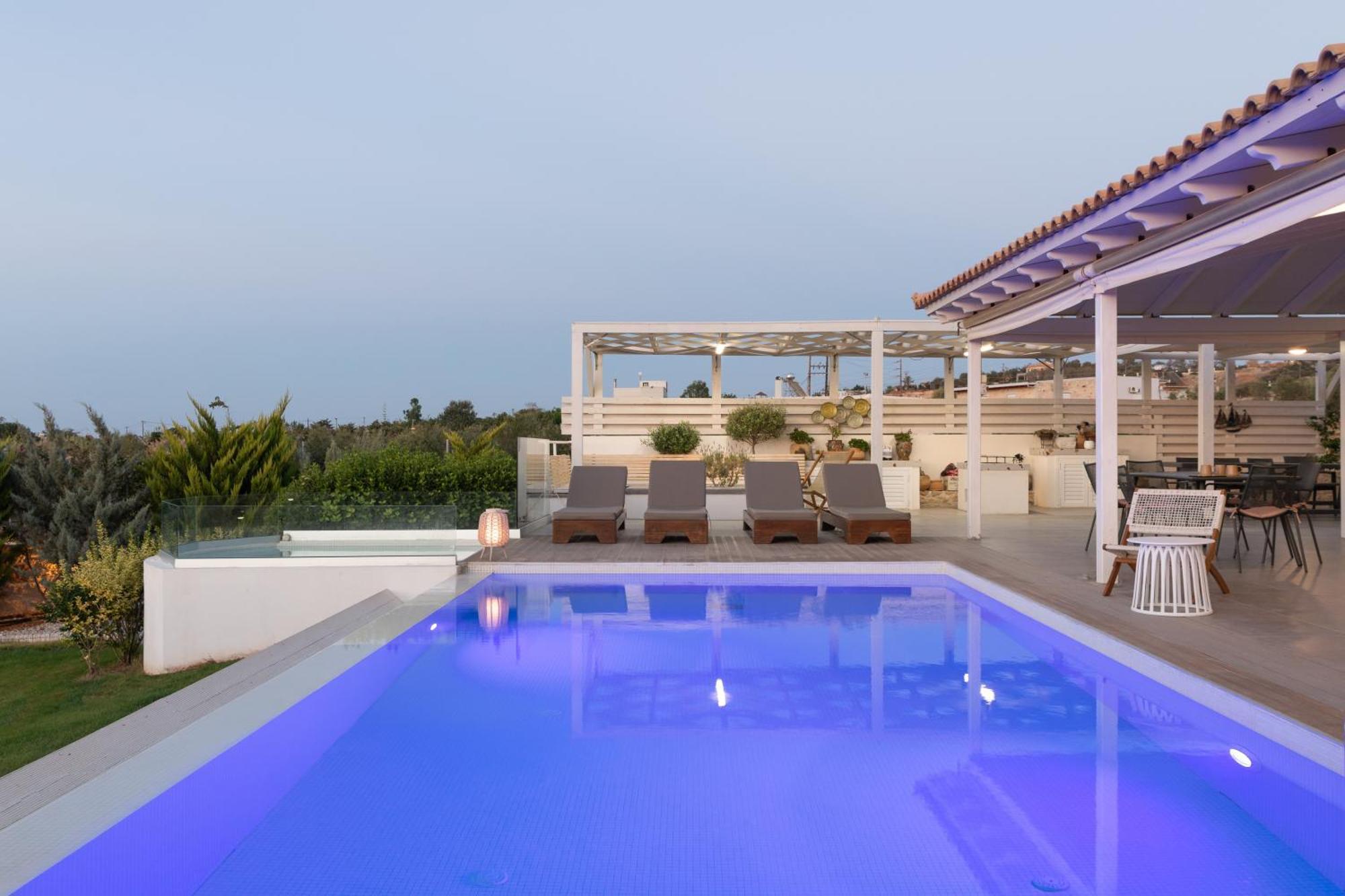 Alba Bianca Villa, Family Retreat With Heated Pool By Thinkvilla Chersonissos Buitenkant foto